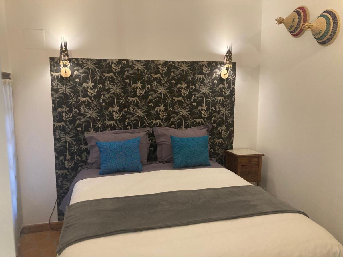 Corme-Royal Chambre D'Hotes Les Roches מראה חיצוני תמונה