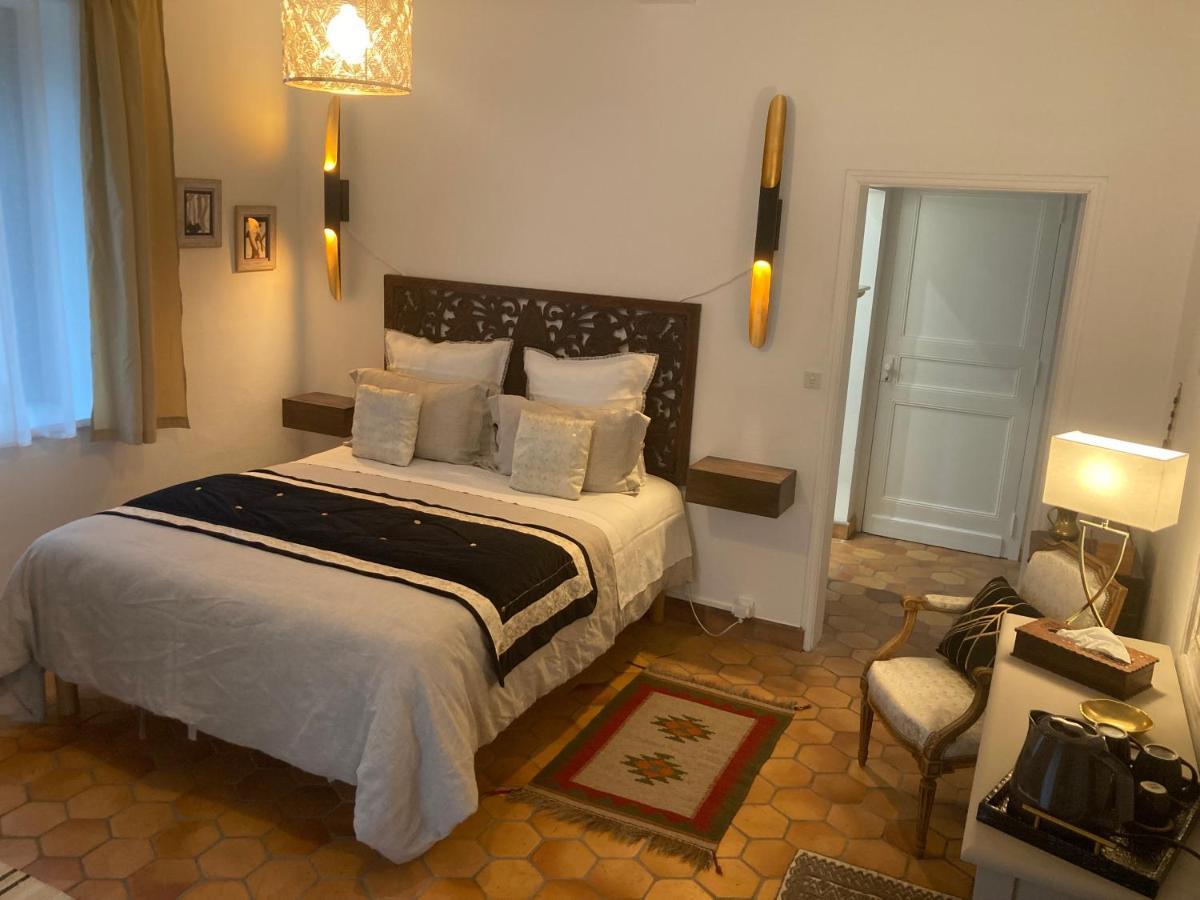 Corme-Royal Chambre D'Hotes Les Roches מראה חיצוני תמונה